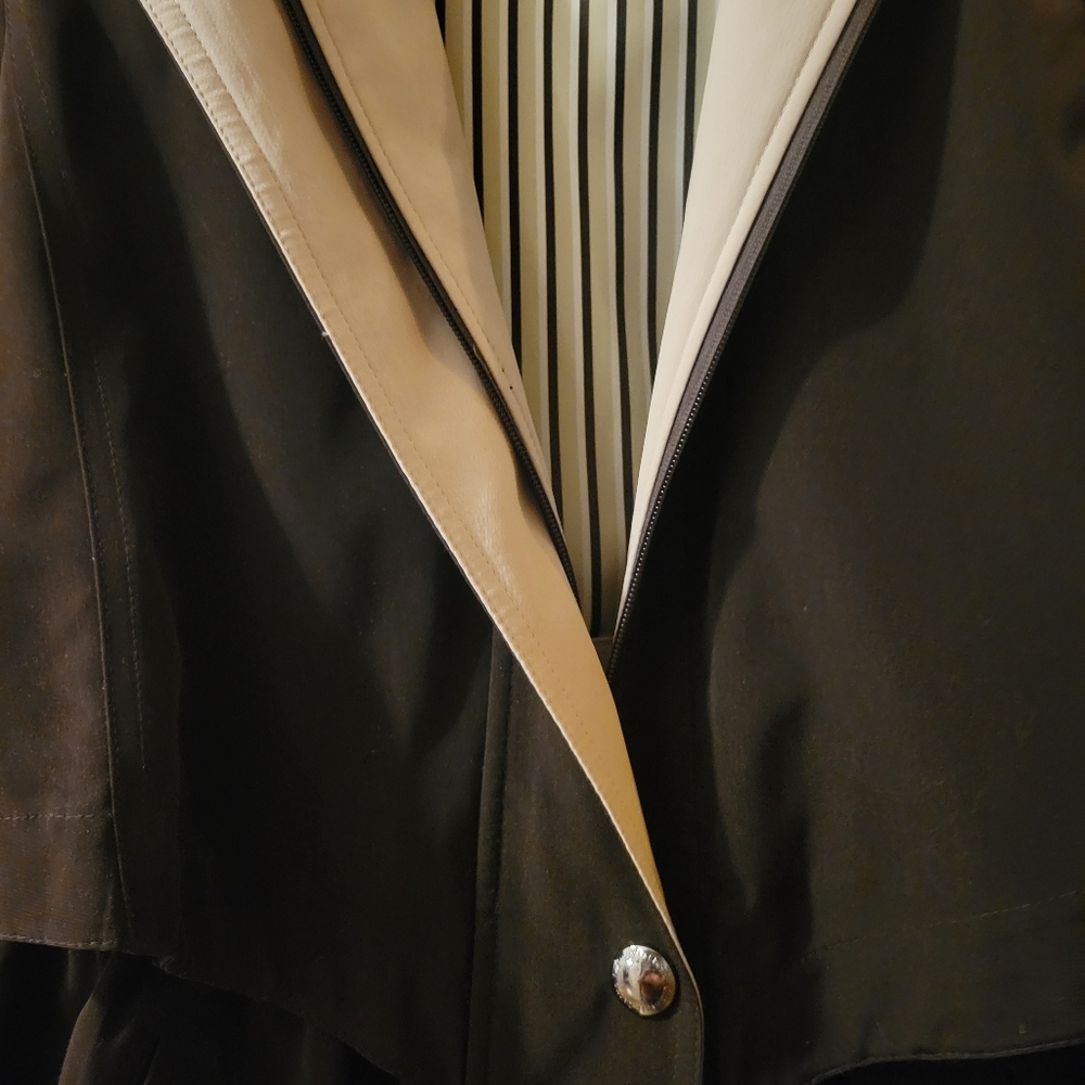 Liz Claiborne Vintage Raincoat